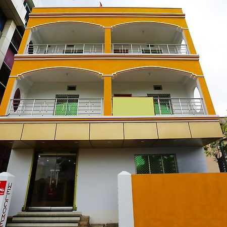 ホテルKrishna Residency プリ エクステリア 写真