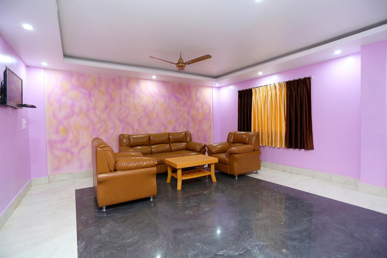 ホテルKrishna Residency プリ エクステリア 写真