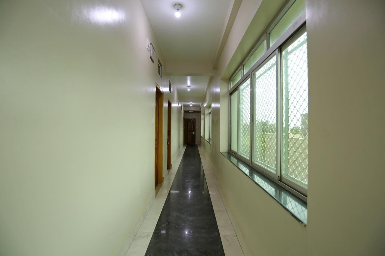 ホテルKrishna Residency プリ エクステリア 写真